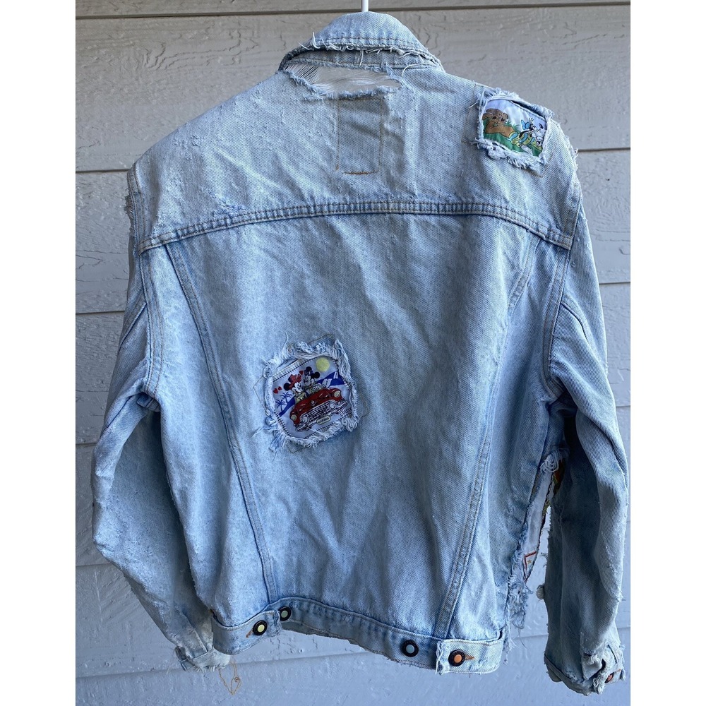 COLLECTORS DISNEY CHARACTER DISTRESSED DENIM JACKET MICKEY MINNIE DONALD DAISY S - Picture 2 of 8